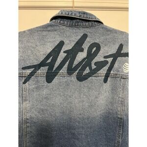 Fall Denim AT&T Jean Jacket Size 1X Women's‎ Blue Graphic Brand Shop EUC